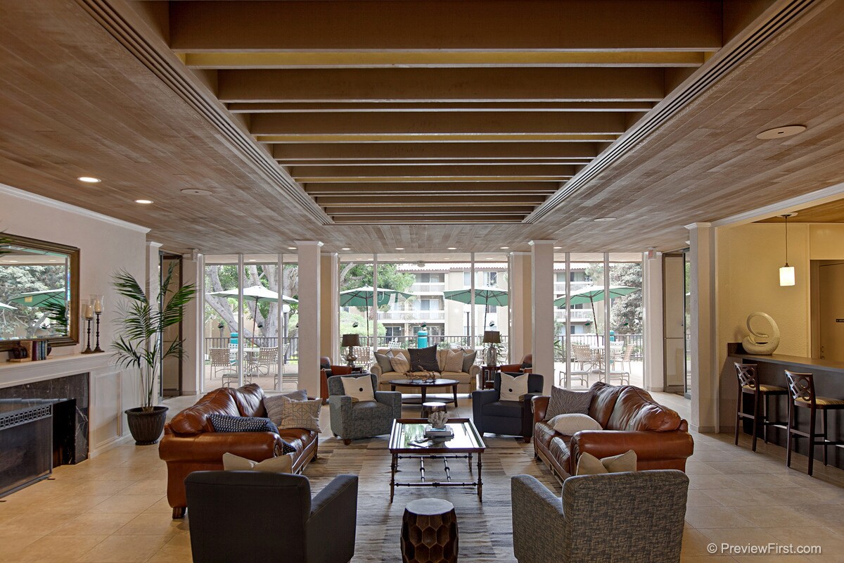 Building Photo - 1855 Diamond St