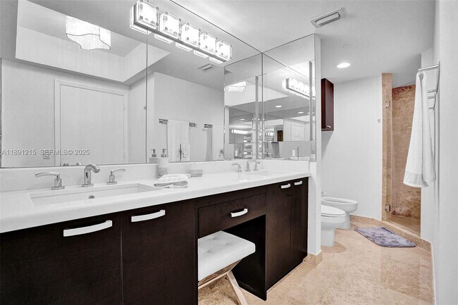 Building Photo - 4779 Collins Ave