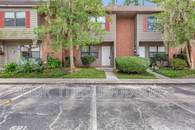 Building Photo - 593 Travelers Blvd