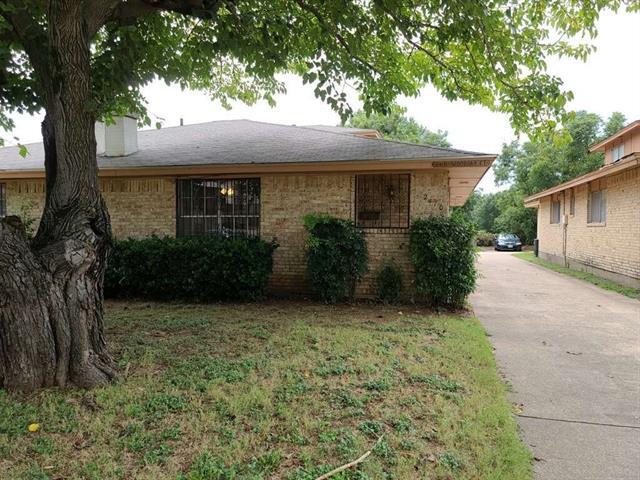 Building Photo - 2410 Woodoak Ct