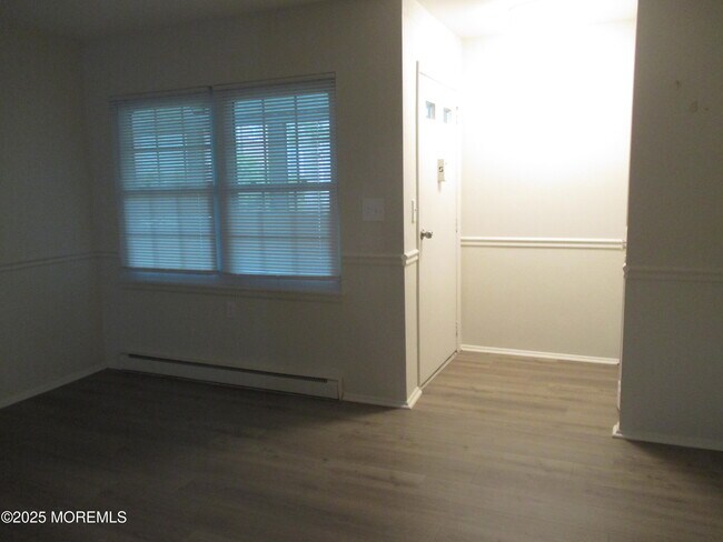 Building Photo - 52D Cambridge Ct