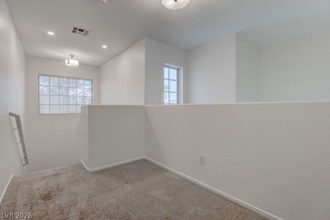 Building Photo - 5938 Gentleslope St