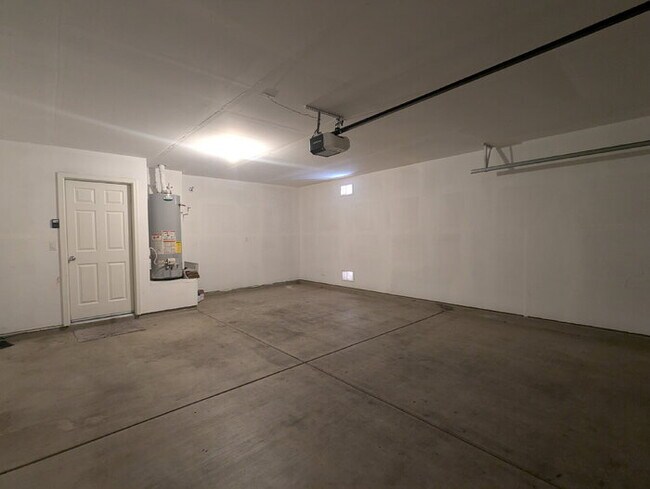 Building Photo - Newly Remodeled Rancho Sahuarita Rental!