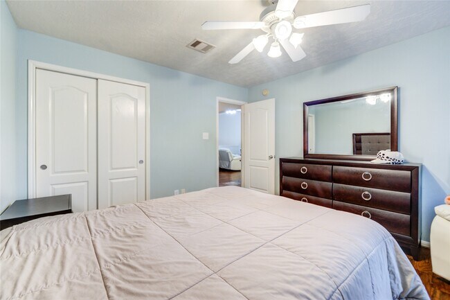 Building Photo - 24934 Crystal Stone Ln