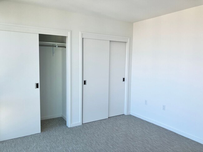 Building Photo - The Park @ Keeaumoku $5,000- 37th Floor, C...