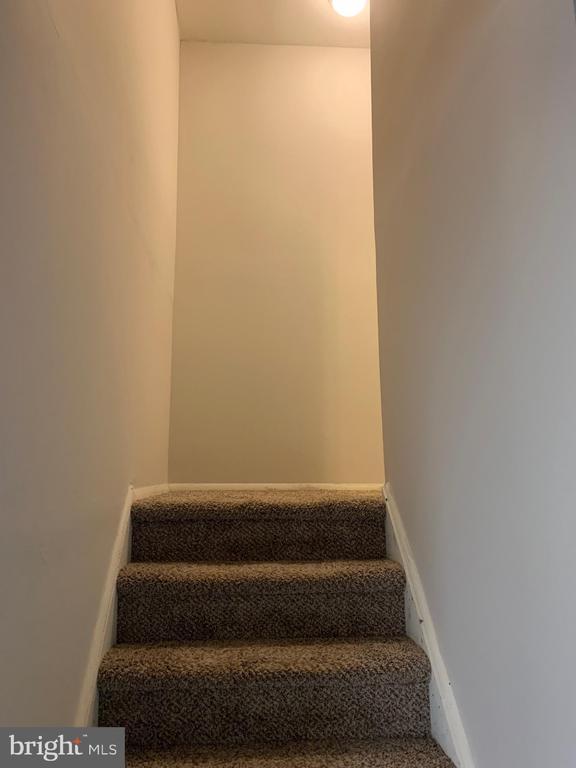 Building Photo - 118 Sycamore Ct