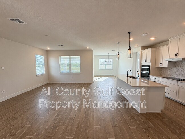 Building Photo - 168 Shady Edge Lp