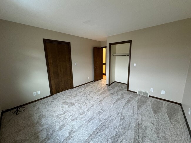 Building Photo - 3 Bed in Wooster