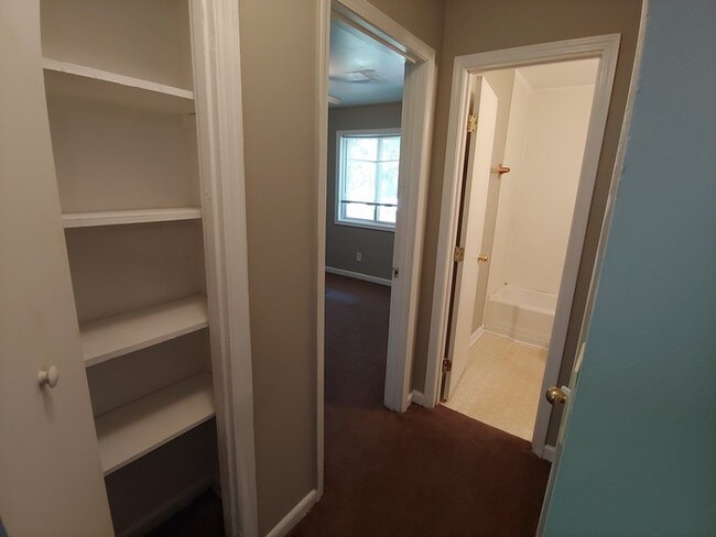 Building Photo - 1630 Line St