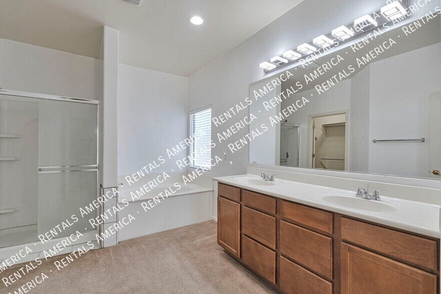 Building Photo - 6722 S Averroes Rd