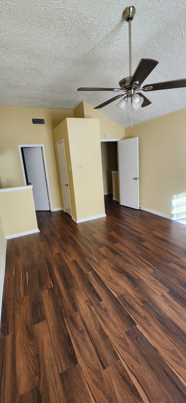 Building Photo - 9703 Pine Pass Dr