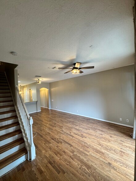 Building Photo - 5308 61st Ter N