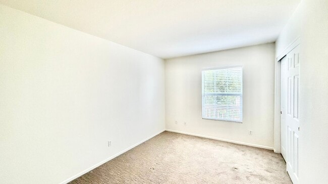 Building Photo - Beautifully Maintained & Spacious Two-Story Home in the Privately-gated Belleza Community of San ...