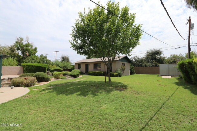 Building Photo - 3809 E Coolidge St