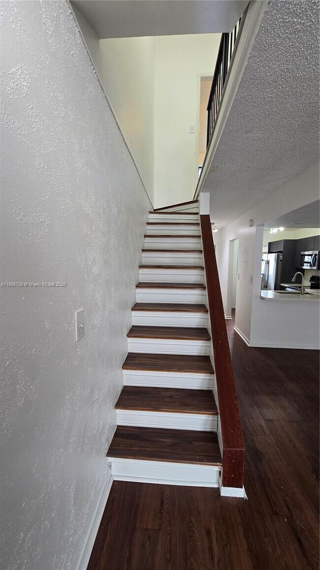 Building Photo - 8060 SW 152nd Ave