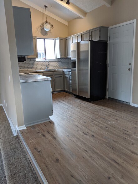 Building Photo - 1608 23rd Ave