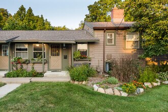 Building Photo - 2655 Whitewood St