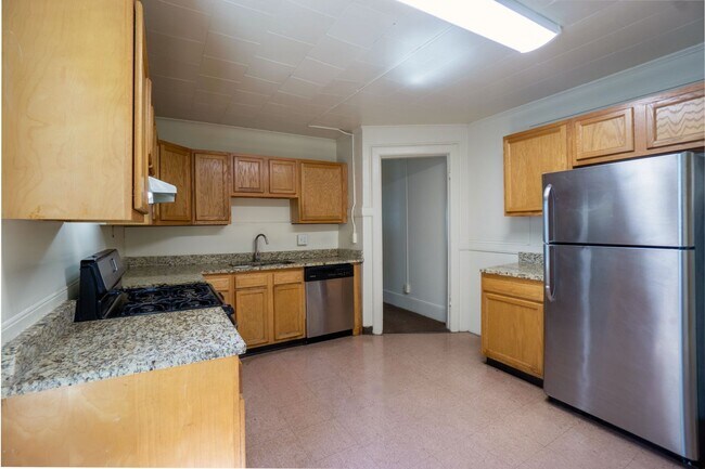 Building Photo - Charming Single Family Home One Block From...