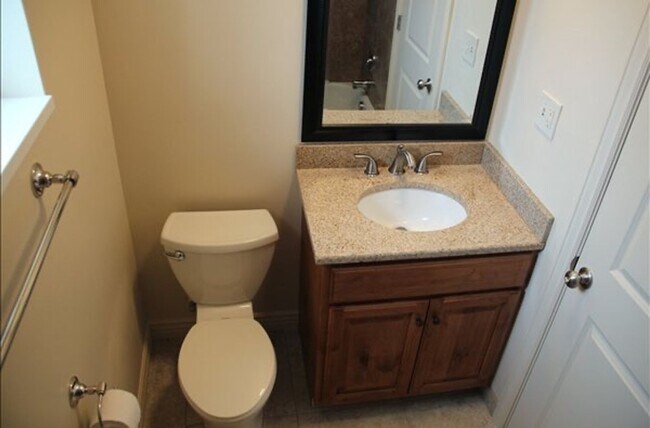 Building Photo - Ada-315 E 600 S Springville, UT 84663