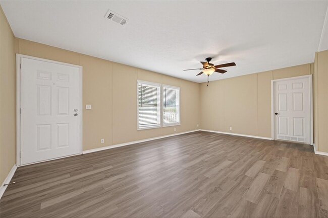 Building Photo - 15933 W Relza Dr