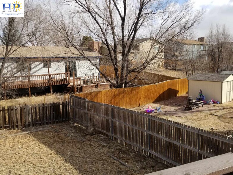 Building Photo - 817 Badger Dr