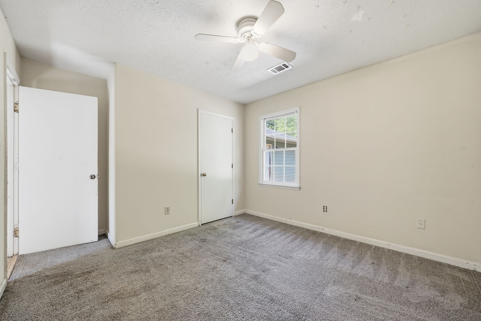 Building Photo - 305 Belmont Farms Dr