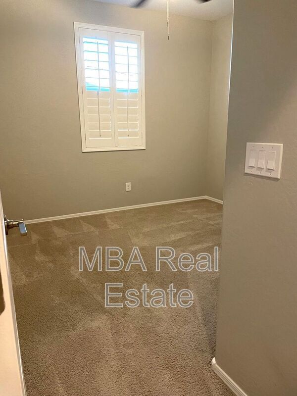 Building Photo - 14870 W Encanto Blvd