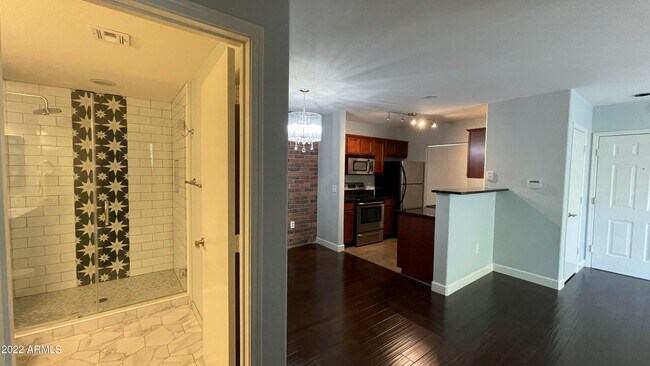 Building Photo - 3302 N 7th St