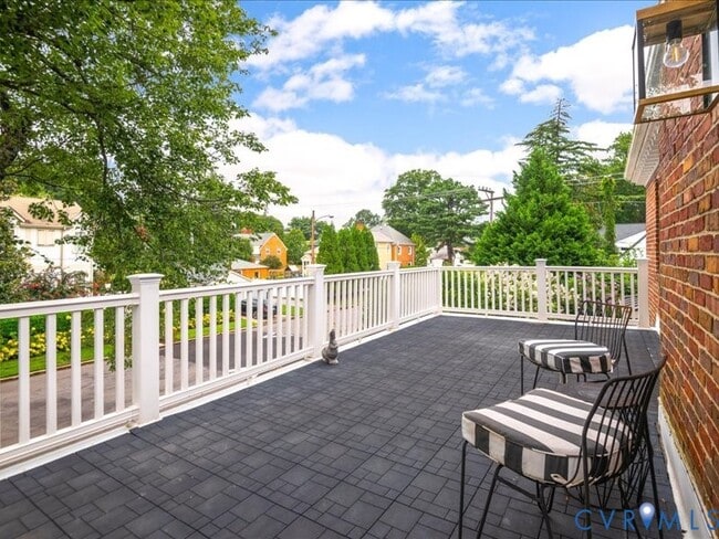 Building Photo - 4416 Bromley Ln