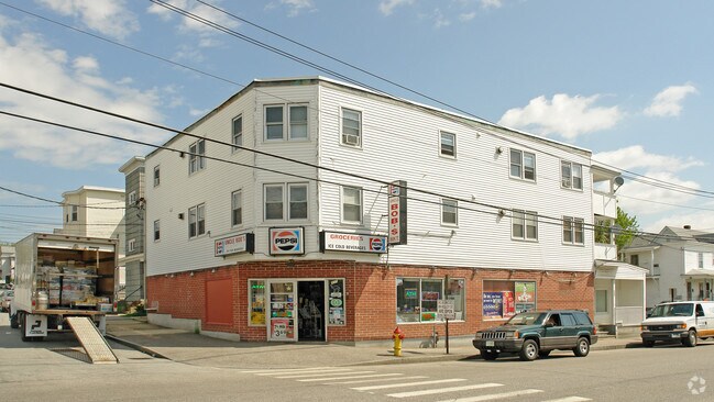 Primary Photo - 429-435 Kelley St