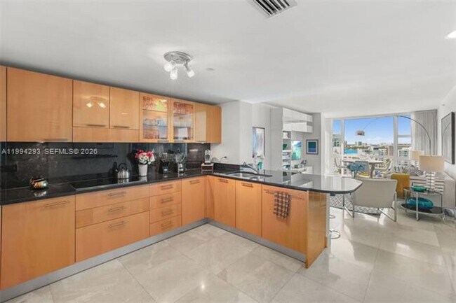 Building Photo - 6801 Collins Ave