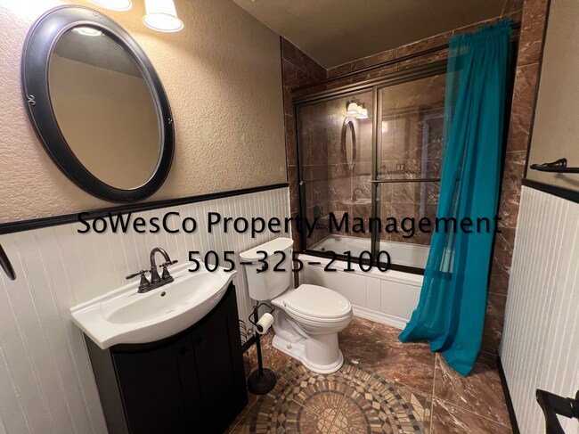 Building Photo - 3 Bedroom Home, Near Target with Garage (Small Dogs Allowed)