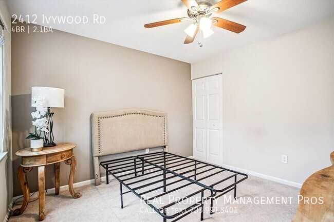 Building Photo - 2412 Ivywood Rd