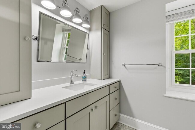 Building Photo - 11800 Grey Birch Pl