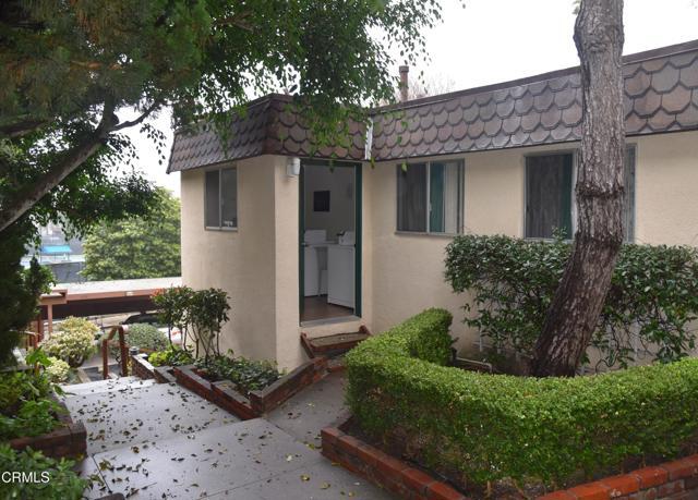 Building Photo - 1521 Vista Del Mar Dr