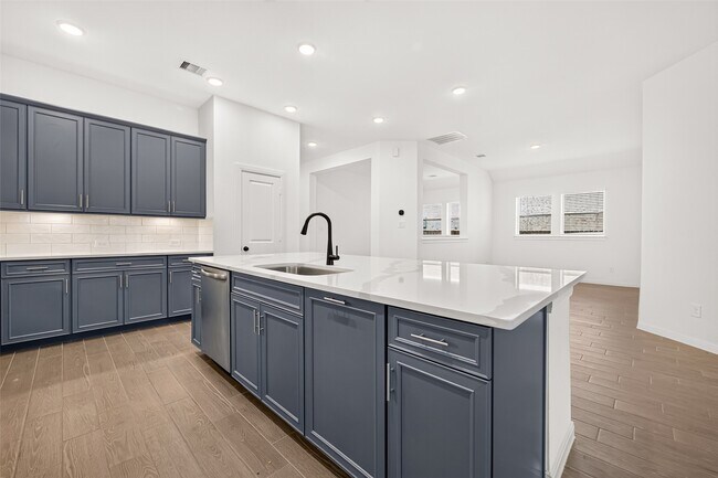 Building Photo - 453 Embden Rim Dr
