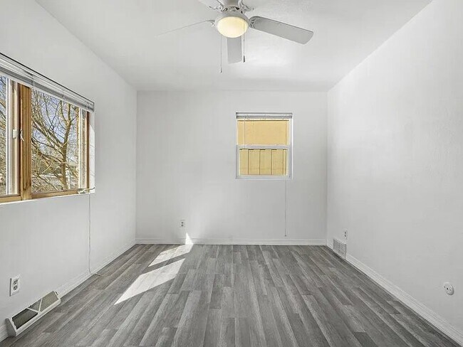 Building Photo - 5604 Bjelde Ln
