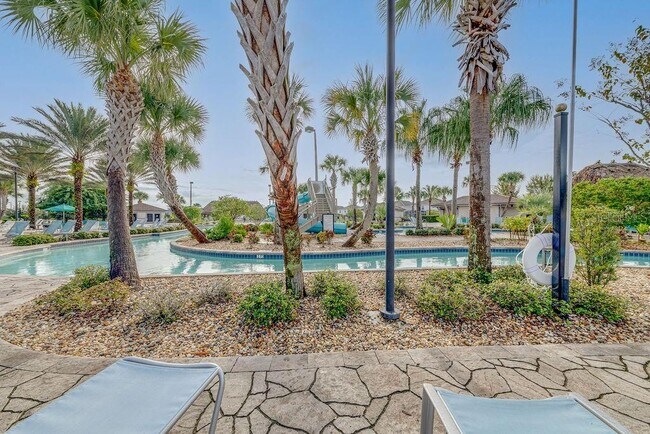 Building Photo - 9327 Sommerset Hills Dr
