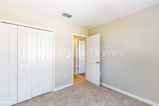 Building Photo - 11137 Hudson Hills Ln