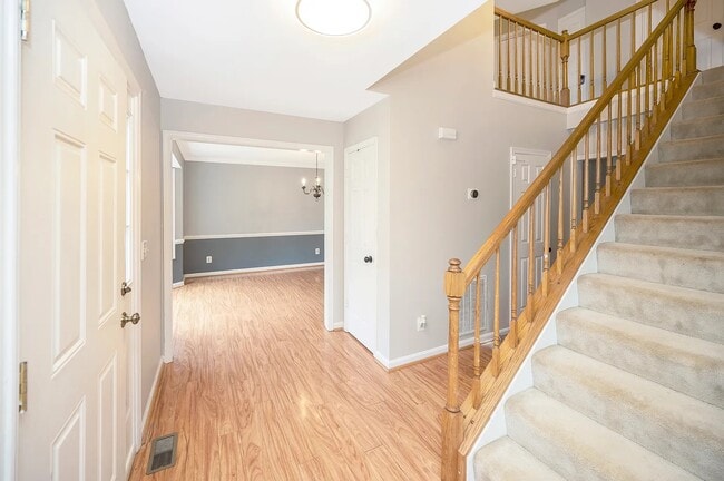 Building Photo - 3101 Titanic Dr
