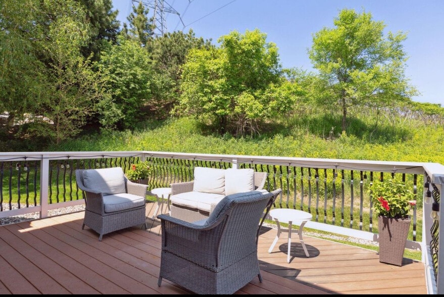 Building Photo - 6561 Promontory Dr