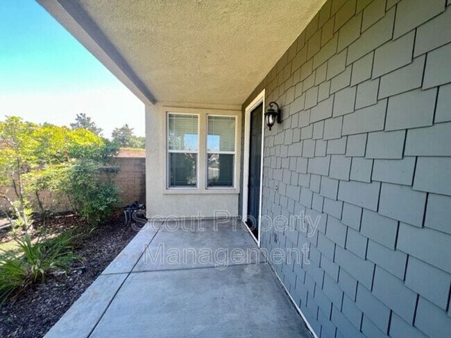 Building Photo - 45602 Magnolia Pl