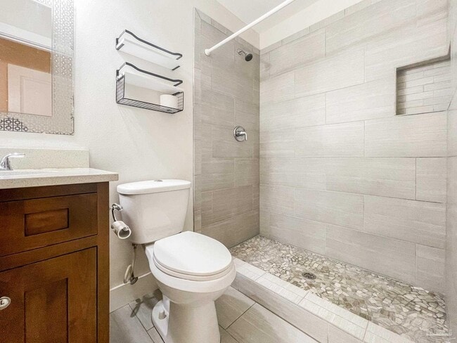 Building Photo - 3300 N Sugartree St