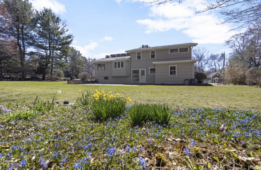 Building Photo - 24 Tyler Rd