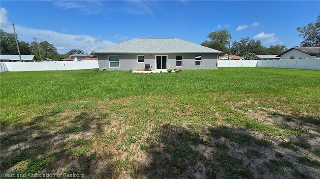 Building Photo - 1870 N Zenith Rd