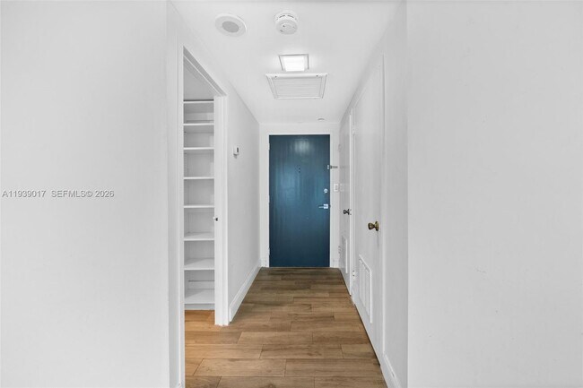 Building Photo - 3301 NE 5th Ave