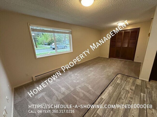 Building Photo - 6805 Littlerock Rd SW