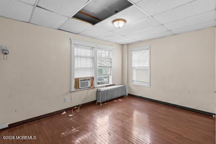 Building Photo - 67 Sixth Ave