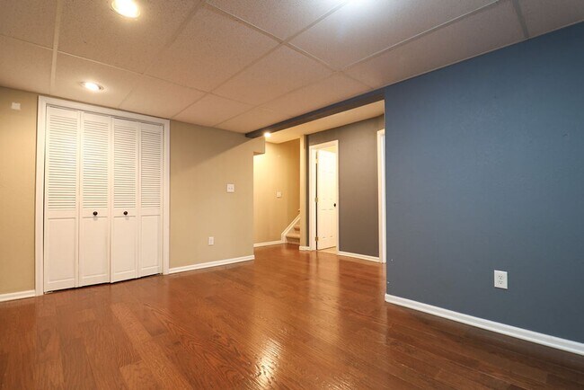 Building Photo - Beautiful Updated Town Home in Fort Collins