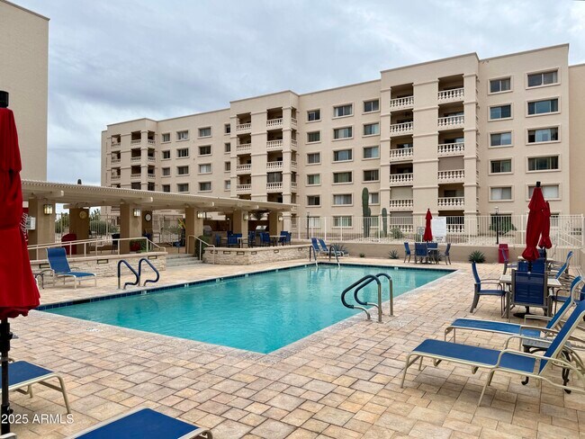 Building Photo - 7930 E Camelback Rd